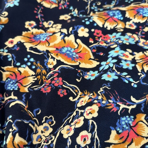 OBEY Sweater - Picture 7 of 7